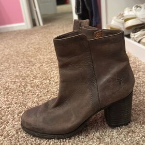 Frye Booties- Gray Addie Inside Zip, Smoke Leather heeled Ankle Boots